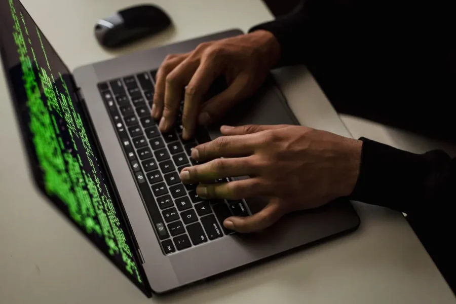 SimpleHelp Auth Bypass Exploited to Deploy Djinn Stealer and TaskWeaver